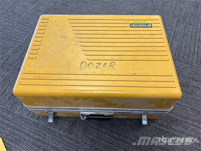 John Deere 450J LT Buldožerji goseničarji