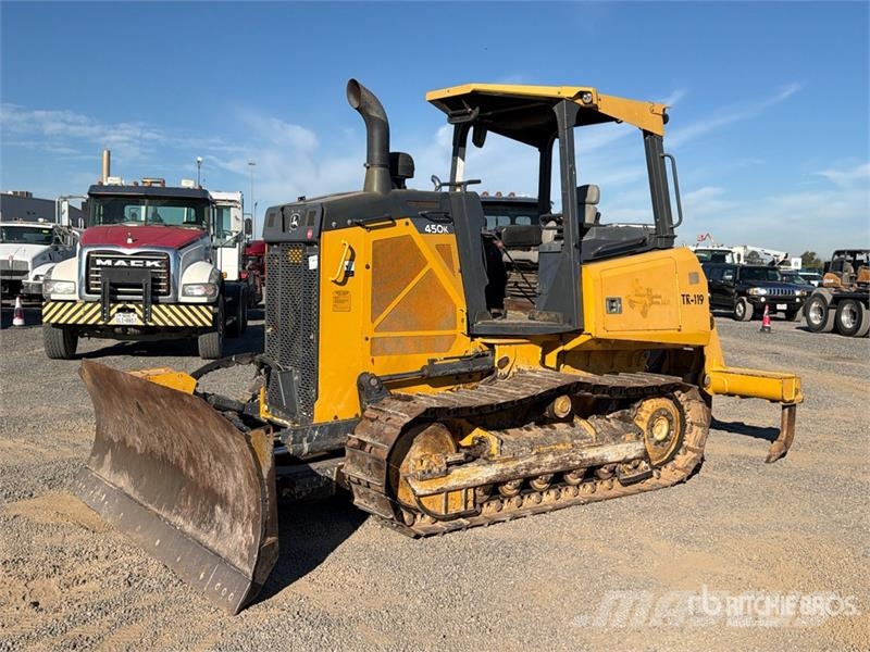 John Deere 450K Crawler Dozer Vikšriniai buldozeriai
