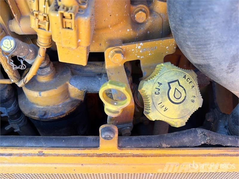 John Deere 450K Crawler Dozer Vikšriniai buldozeriai