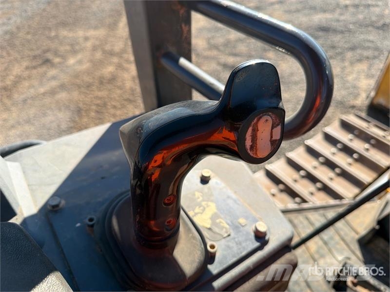 John Deere 450K Crawler Dozer Vikšriniai buldozeriai