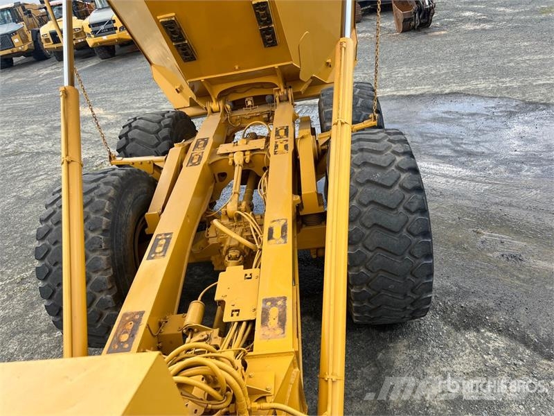 John Deere 460E Σπαστό Dump Truck ADT
