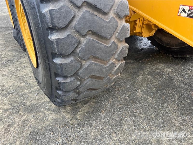 John Deere 460E Σπαστό Dump Truck ADT