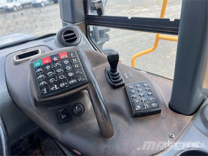 John Deere 460E Σπαστό Dump Truck ADT