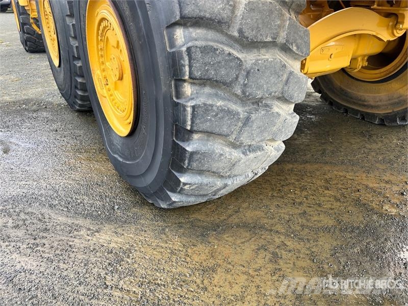 John Deere 460E Σπαστό Dump Truck ADT