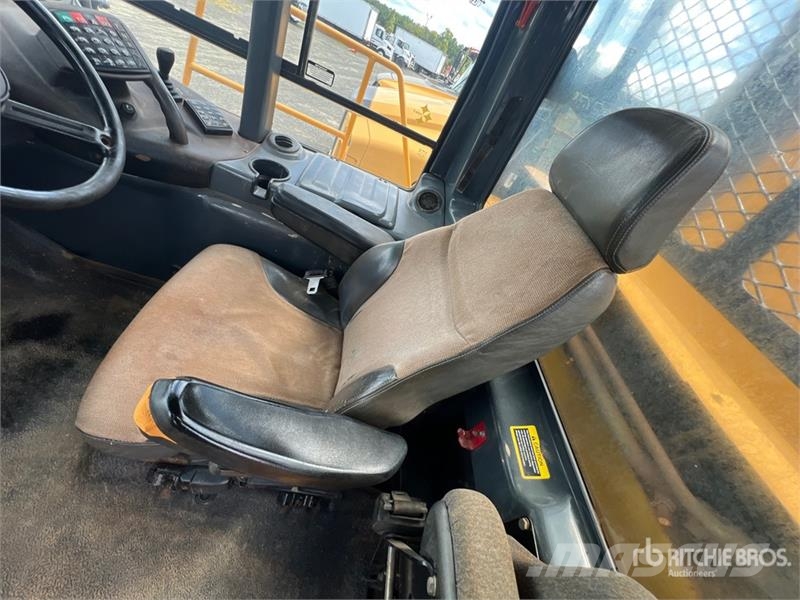 John Deere 460E Σπαστό Dump Truck ADT