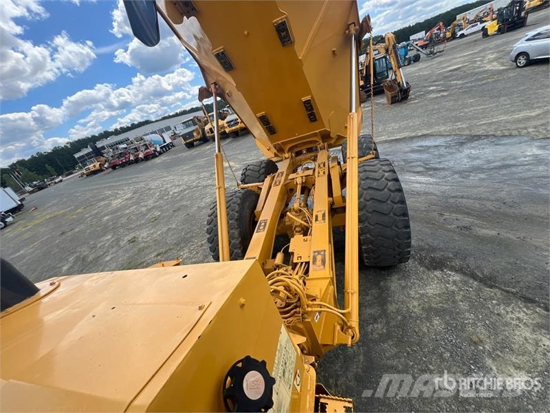 John Deere 460E Σπαστό Dump Truck ADT
