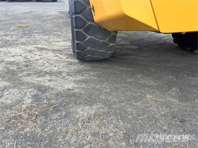 John Deere 460E Σπαστό Dump Truck ADT