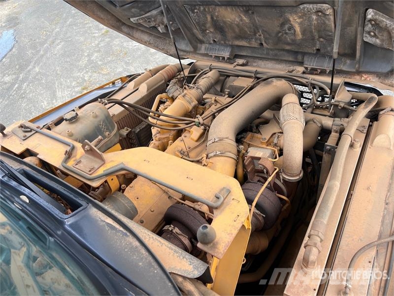 John Deere 460E Σπαστό Dump Truck ADT