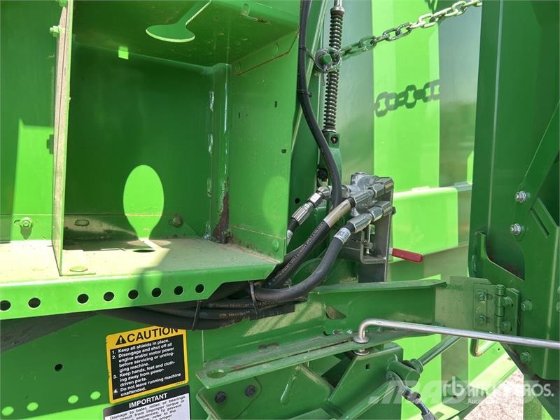 John Deere 460M Round Baler Balirke (okrogle bale)