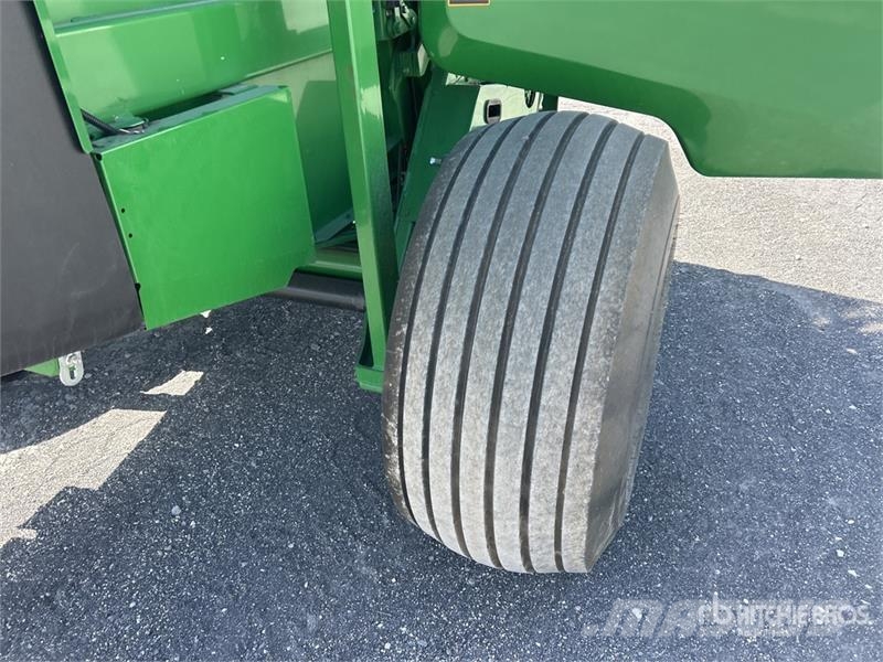 John Deere 460M Round Baler Balirke (okrogle bale)