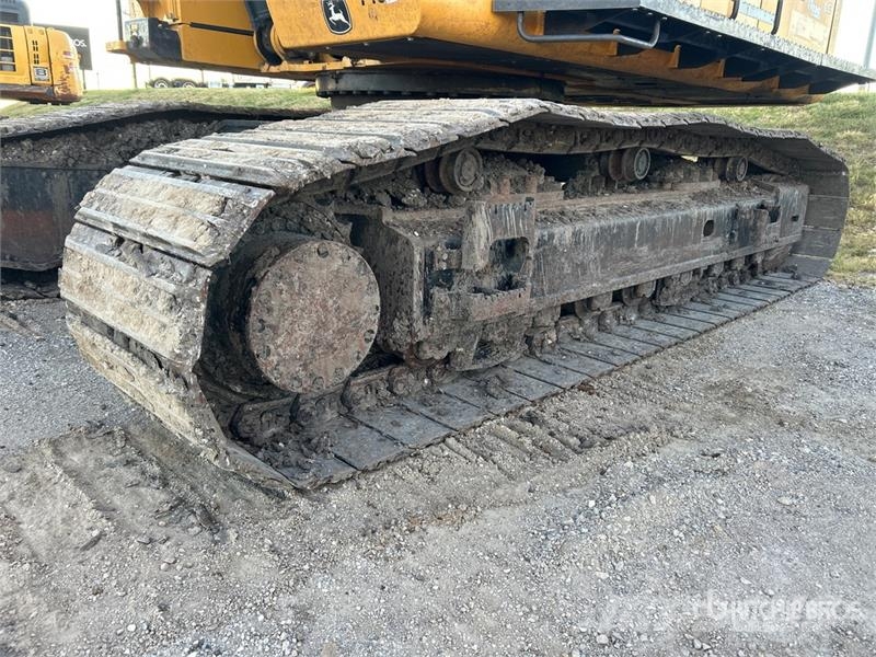 John Deere 470G LC Tracked Excavator Kāpurķēžu ekskavatori