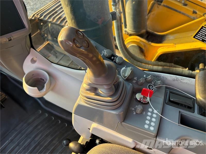 John Deere 470G LC Tracked Excavator حفارات زحافة