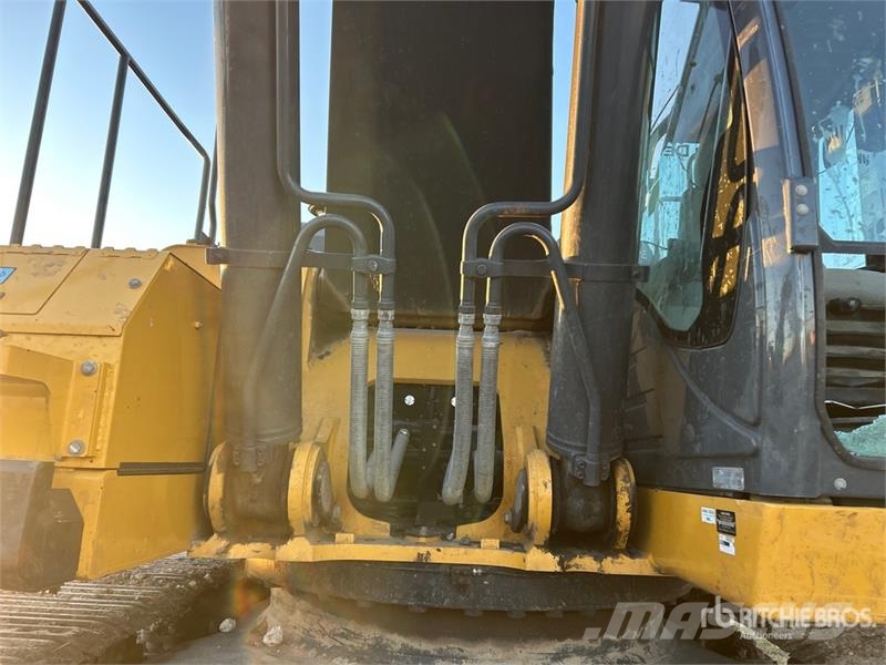 John Deere 470G LC Tracked Excavator Kāpurķēžu ekskavatori