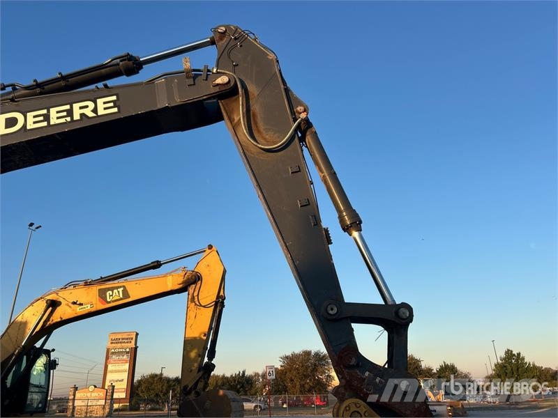 John Deere 470G LC Tracked Excavator Kāpurķēžu ekskavatori