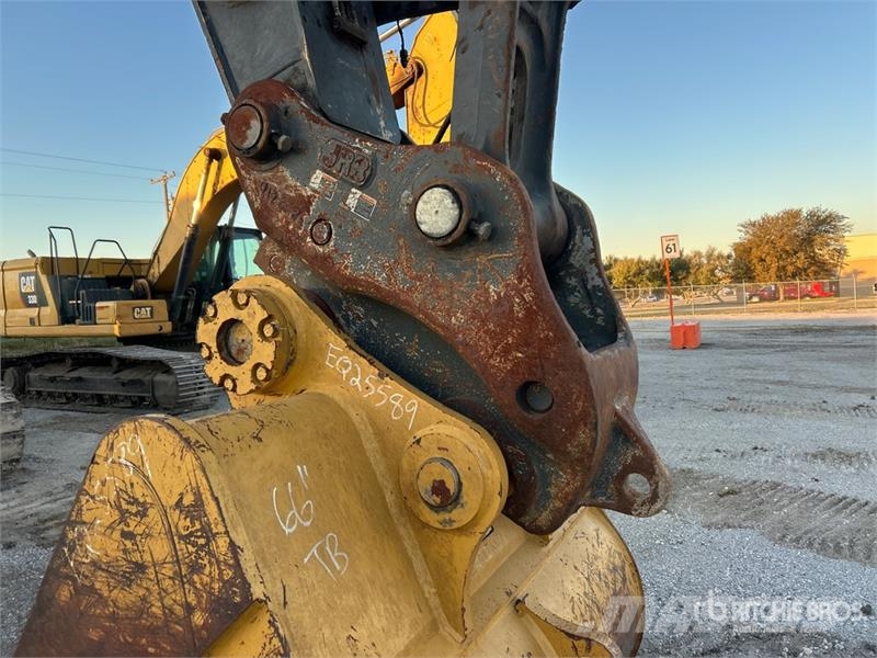 John Deere 470G LC Tracked Excavator Kāpurķēžu ekskavatori
