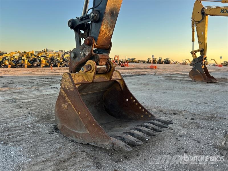 John Deere 470G LC Tracked Excavator Kāpurķēžu ekskavatori