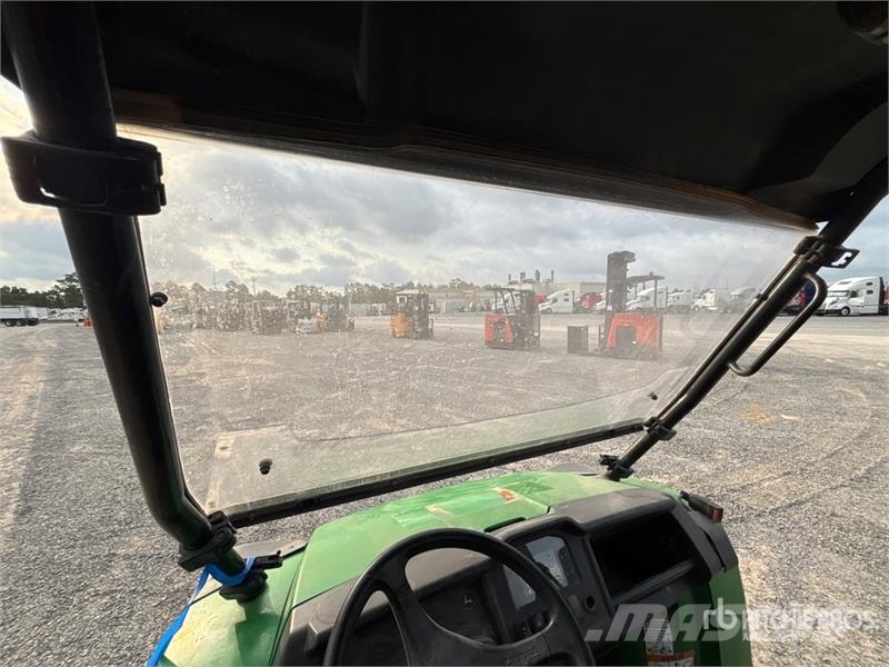 John Deere 4x4 Utility Vehicle Maquinaria para servicios públicos