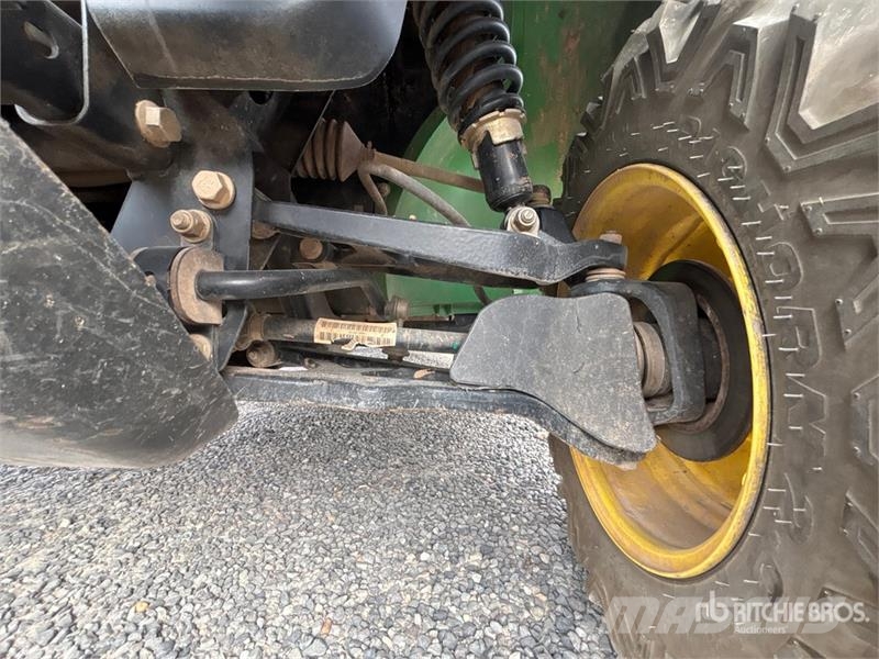 John Deere 4x4 Utility Vehicle Maquinaria para servicios públicos