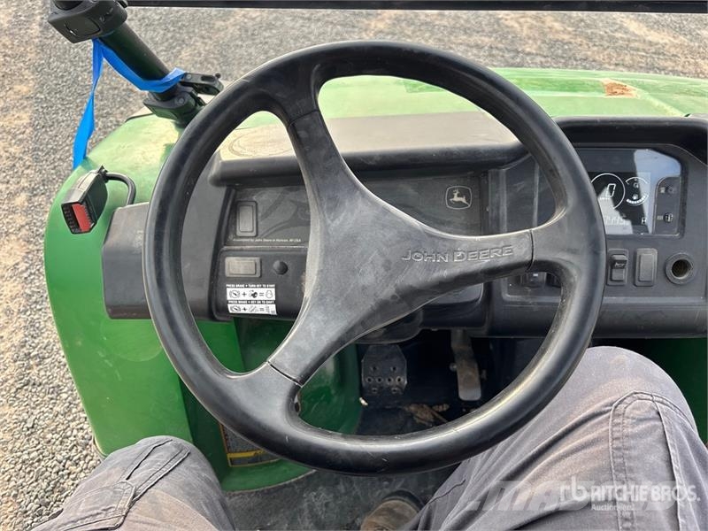 John Deere 4x4 Utility Vehicle Maquinaria para servicios públicos