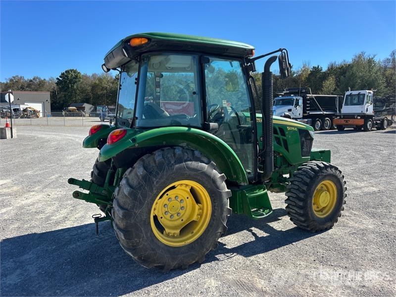 John Deere 5075E Compacttrekkers