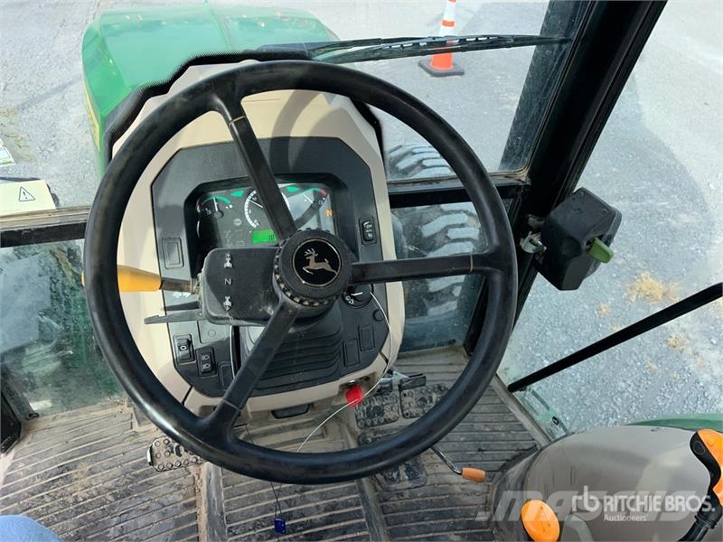 John Deere 5075E Compact tractors