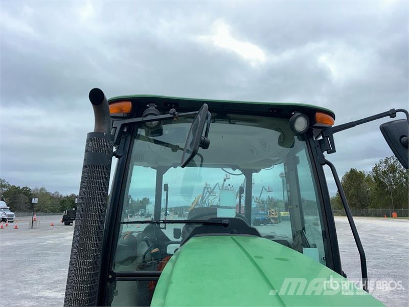 John Deere 5075E Kompakt traktorok