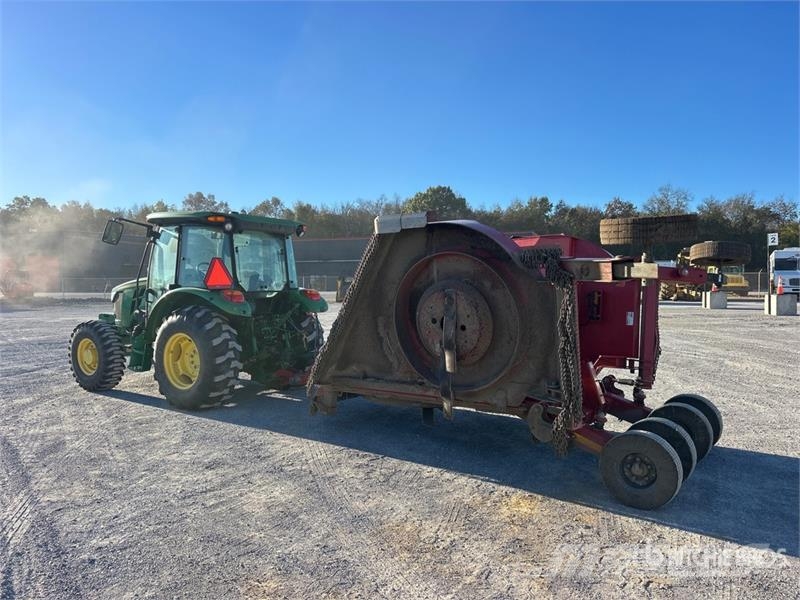 John Deere 5075E 小型曳引機