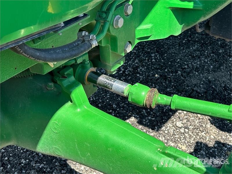 John Deere 5075E Compacttrekkers