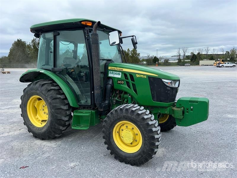 John Deere 5075E Kompakt traktorok