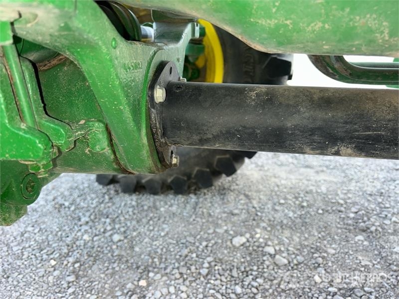 John Deere 5075E Compact tractors
