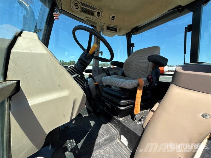 John Deere 5075E Compacttrekkers