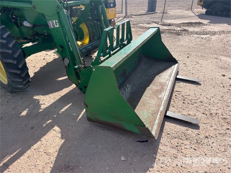 John Deere 5075E Manjši traktorji