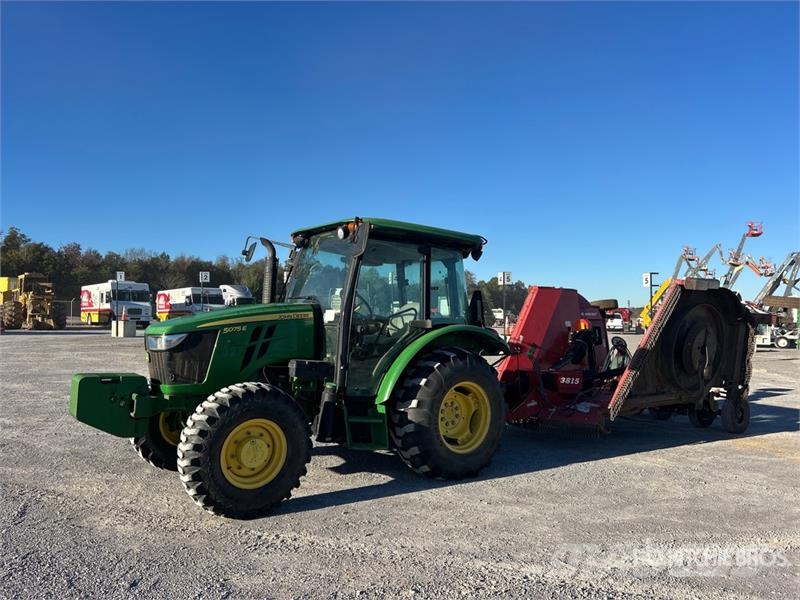 John Deere 5075E 小型曳引機