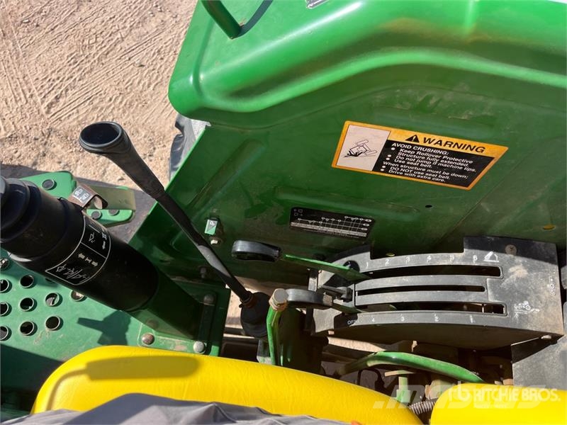 John Deere 5075E Manjši traktorji