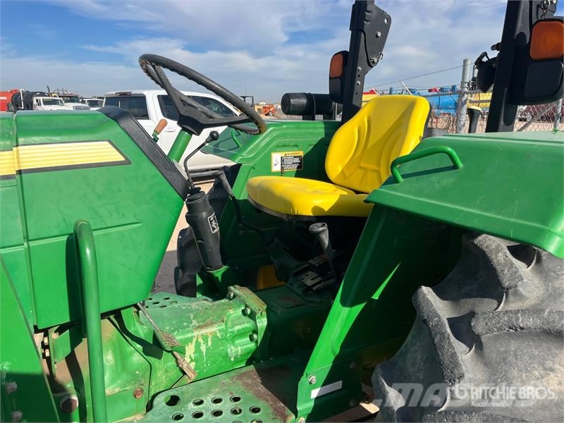 John Deere 5075E Manjši traktorji
