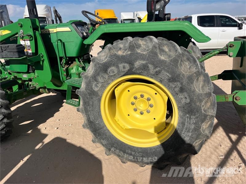 John Deere 5075E Manjši traktorji