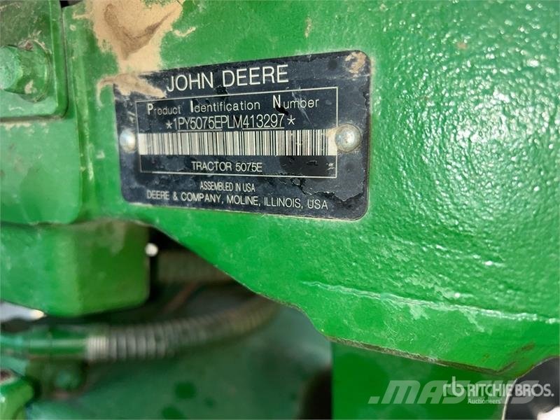 John Deere 5075E Compact tractors