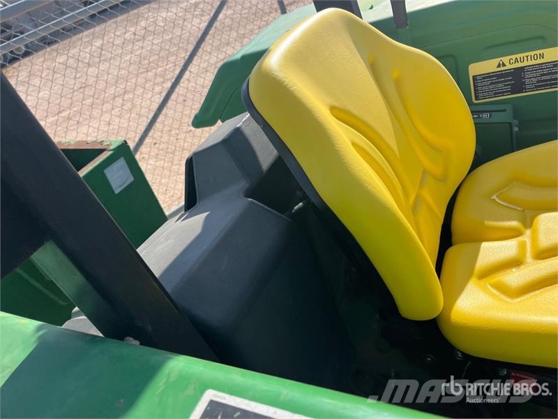 John Deere 5075E Manjši traktorji