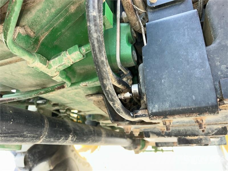 John Deere 5075E Compact tractors