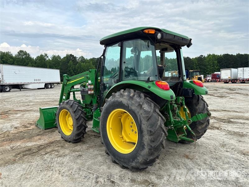 John Deere 5075E Kompakttraktorer