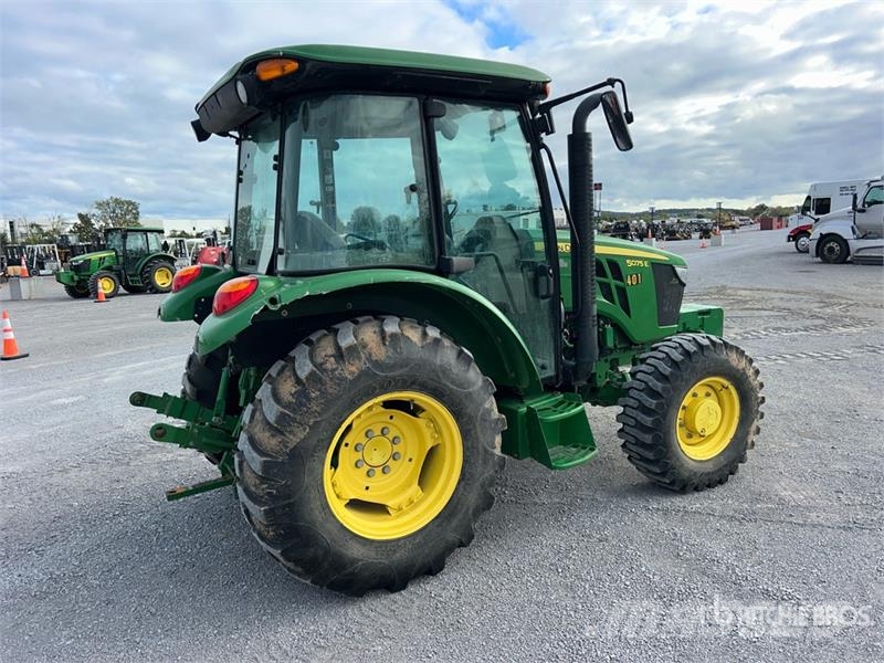 John Deere 5075E Compact tractors