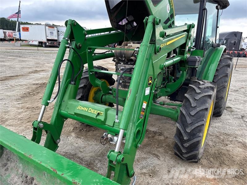 John Deere 5075E Kompakttraktorer