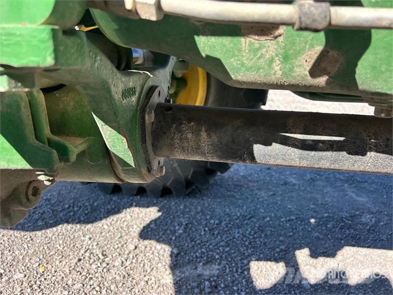 John Deere 5075E Compacttrekkers