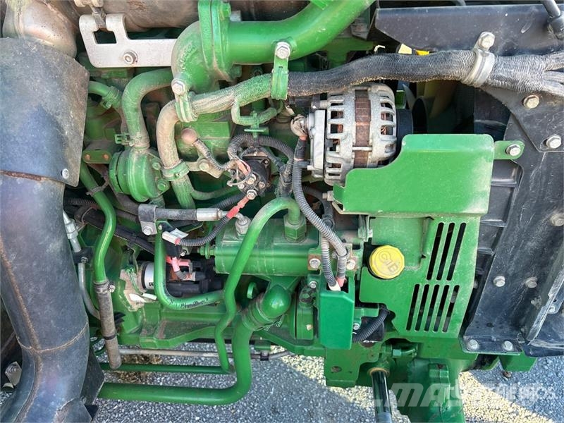 John Deere 5075E 小型曳引機
