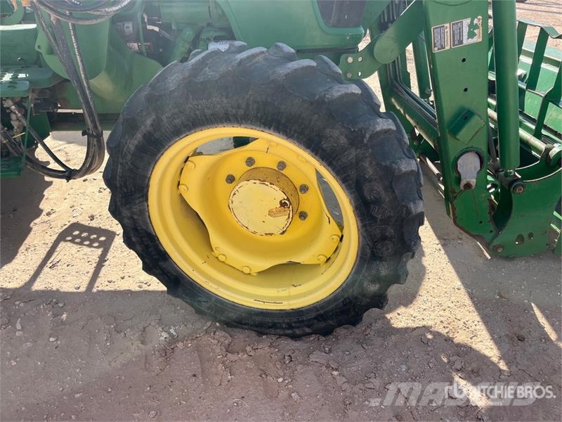 John Deere 5075E Manjši traktorji