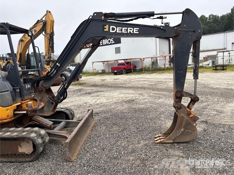 John Deere 50G Miniescavatori