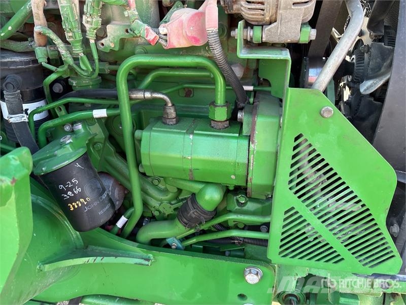John Deere 5100E الجرارات