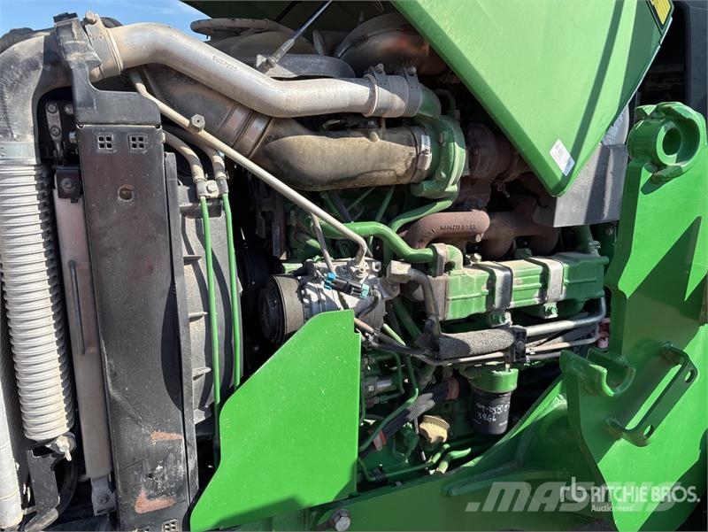 John Deere 5100E الجرارات