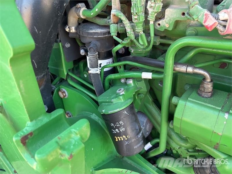 John Deere 5100E الجرارات