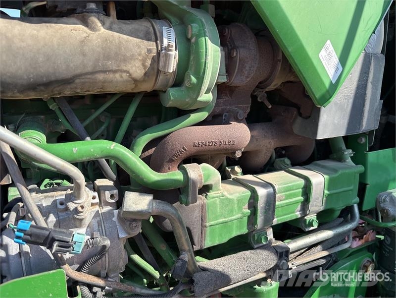 John Deere 5100E الجرارات